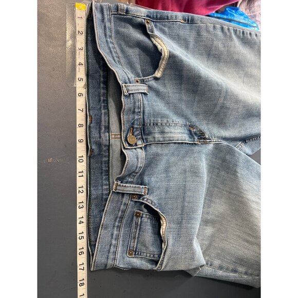 L.L. Bean Mens Standard Fit BeanFlex Jeans 36x30 Light Wash Denim - Picture 6 of 10